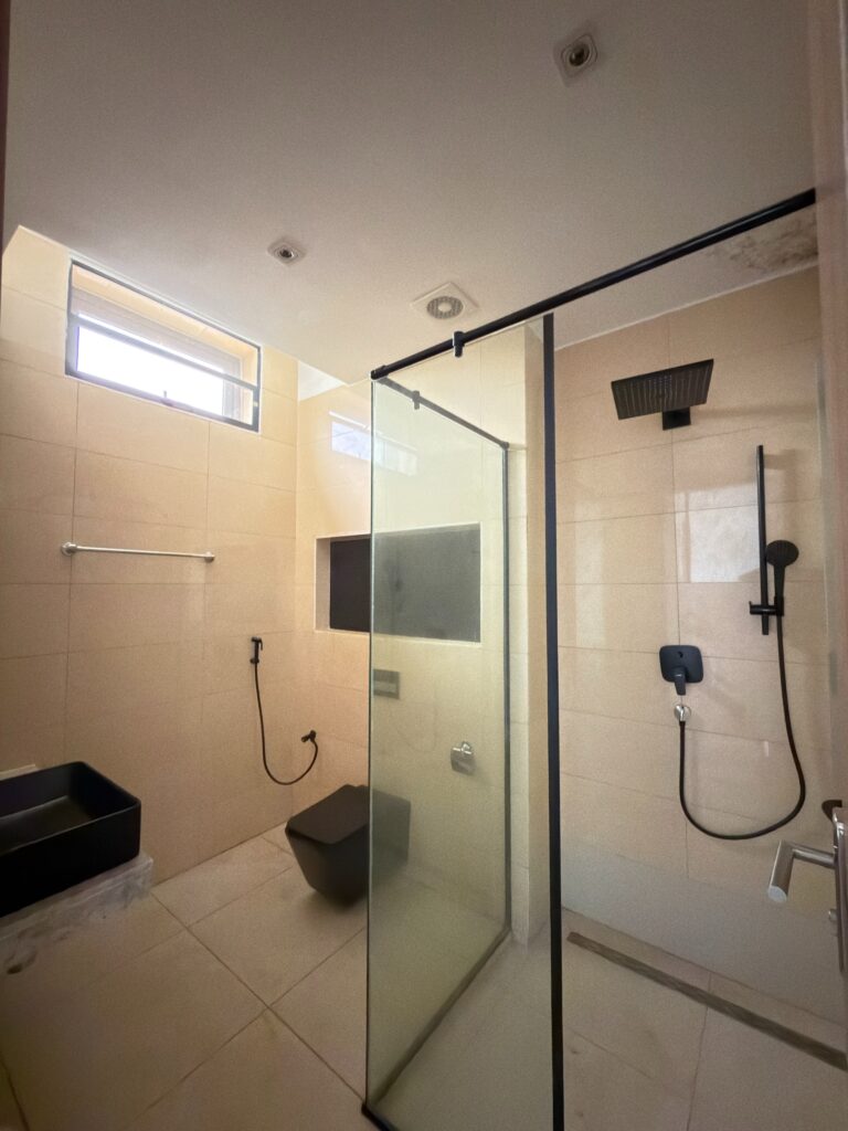 MULTI-FAMILY ESTATE LISTNG. WUSE-2-ABUJA